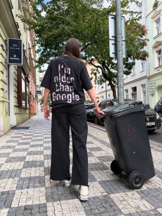 I’M OLDER THAN GOOGLE 🔥TRIČKO JE READY NA PŘEDPRODEJ🔥 CENA 1590,- 100% BAVLNA, GRAMÁŽ 240 OVERSIZE STŘIH VELIKOST MENŠÍ...